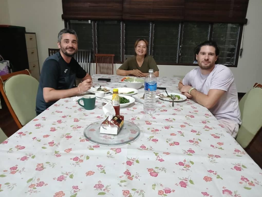 Mulu Tribal Homestay Luaran gambar