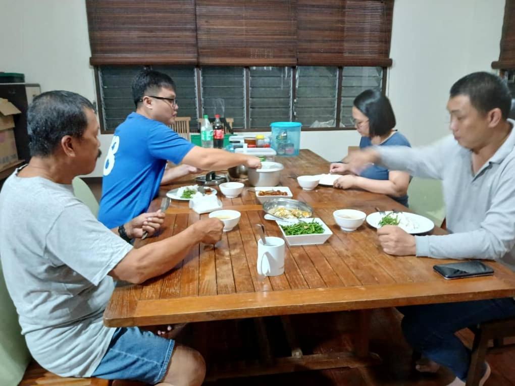 Mulu Tribal Homestay Luaran gambar
