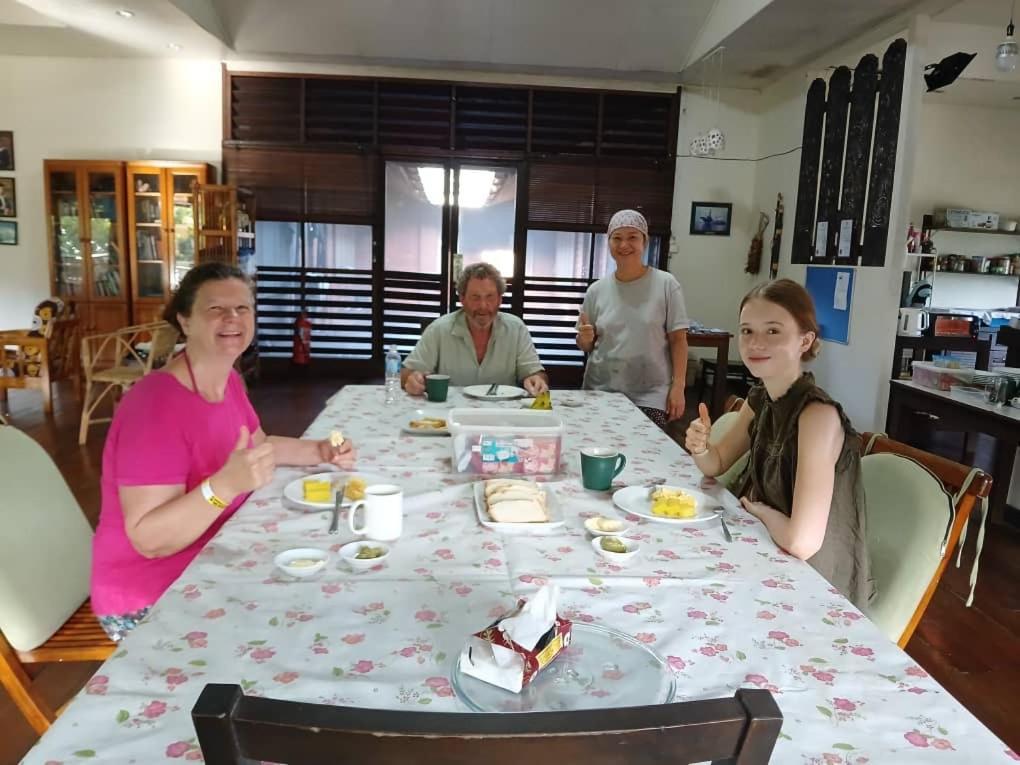 Mulu Tribal Homestay Luaran gambar